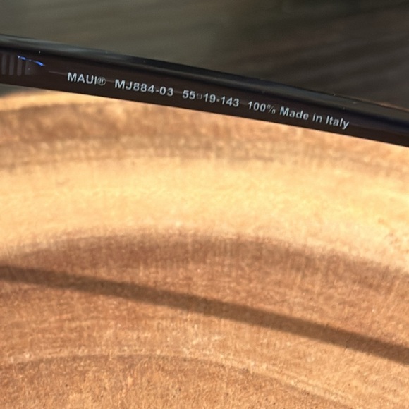 Maui Jim men or women’s sunglasses polarized - Picture 9 of 11